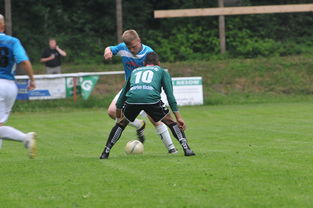 爱游戏综合娱乐-中国足球年度传控流比赛战术布置路径图，足球传控集锦